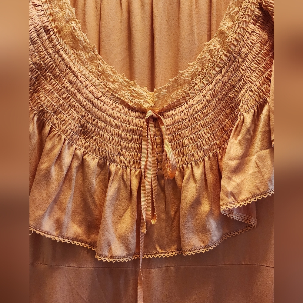 Vintage coral silk dress from Amarcord Vintage NYC similar to Doen Sicilia dress - Picture 3 of 7